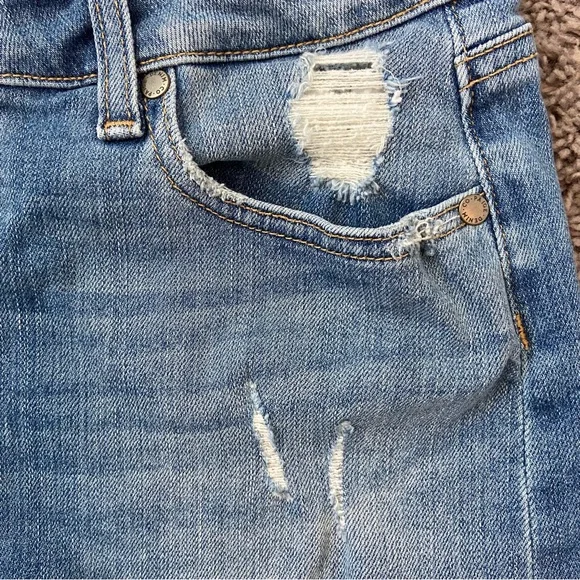 PAIGE denim Daryn Short Distressed Medium Wash - Picture 3 of 5